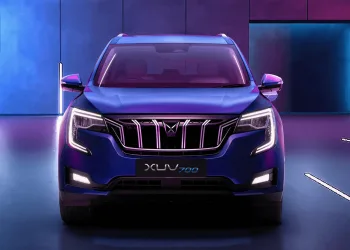 XUV 700